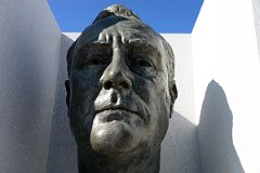 34 New York City Roosevelt Island Franklin D Roosevelt Four Freedoms Park Franklin D Roosevelt Statue Close Up.jpg